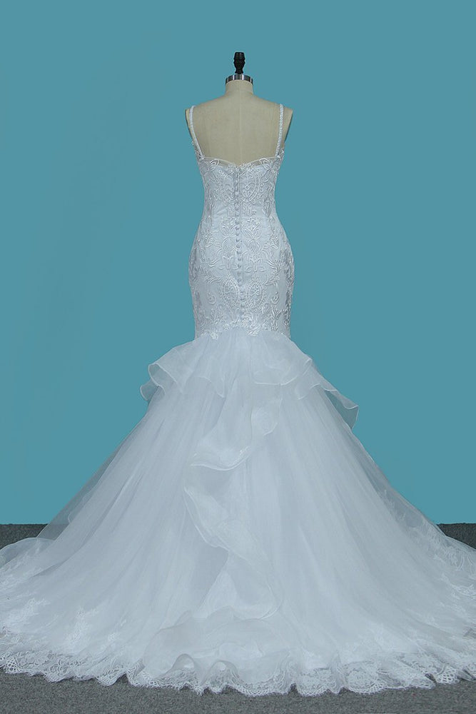 
                      
                        Spaghetti Strap Backless Tulle Mermaid Wedding Dress with Lace Appliques
                      
                    