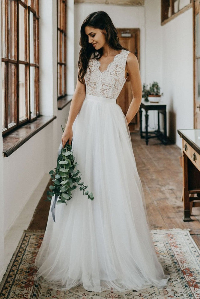 Sleeveless Lace Boho Wedding Dress