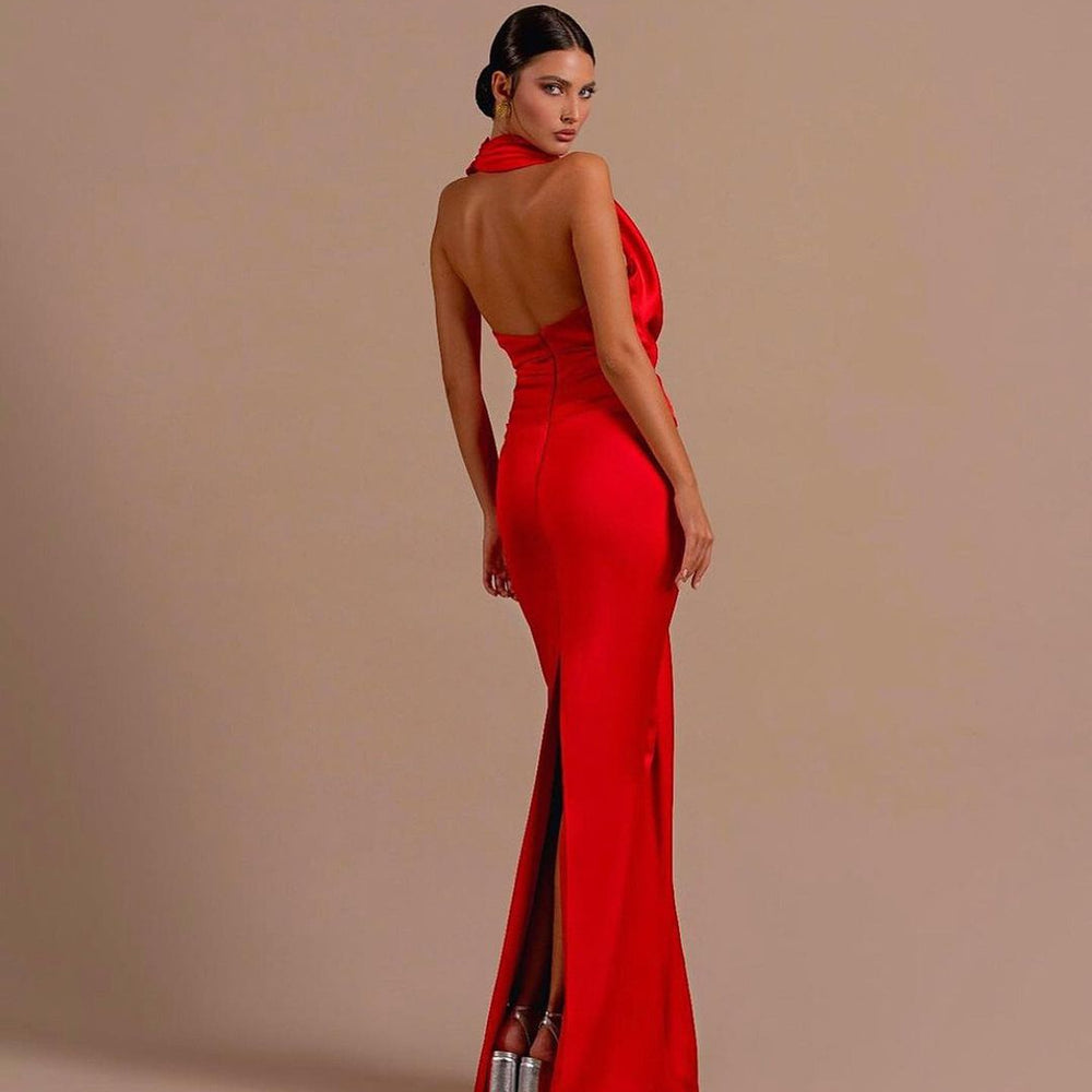 
                      
                        Red Halter Open Back Long Sleeveless Mermaid Prom Dress
                      
                    