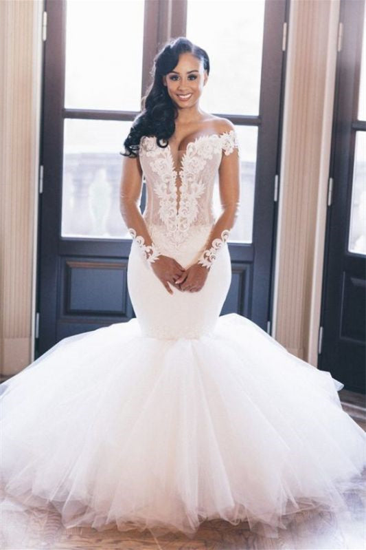 Chic Off-the-Shoulder Long Sleeve Tulle Mermaid Wedding Dress with Appliques