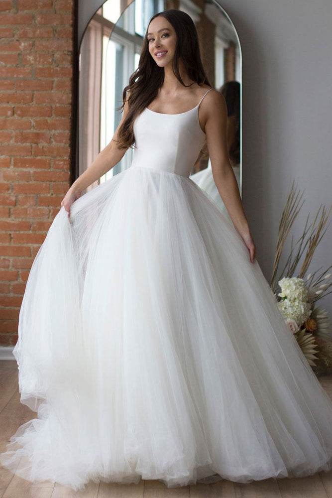 Spaghetti Strap Long Tulle Wedding Dress