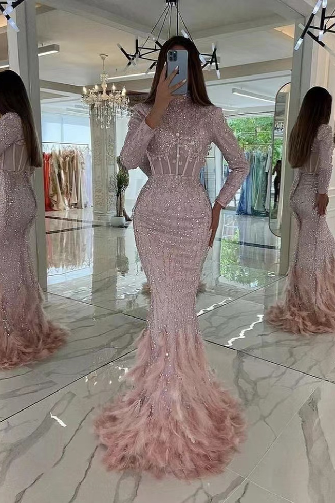 Chic Pink Long Sleeves Sequin Prom Dress with Feather