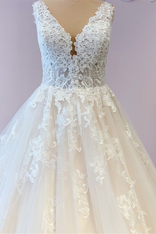 
                      
                        Wide Strap A-Line Floor-Length Tulle Wedding Dress with Lace Appliques
                      
                    