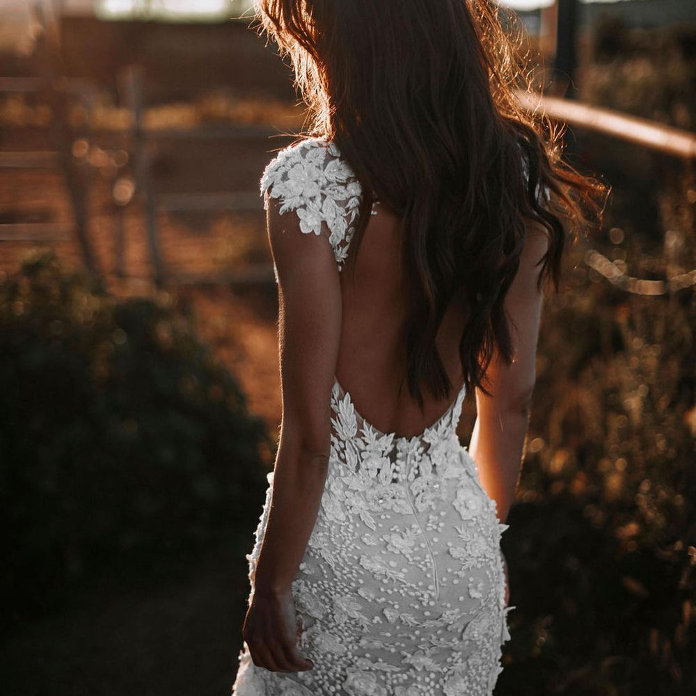 
                      
                        Sweetheart Backless Long Mermaid Wedding Dress with Tulle Lace
                      
                    