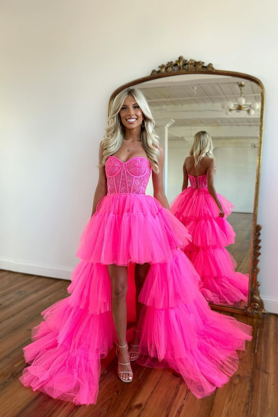 Beautiful Rose Prom Dress with Sleeveless Gown Tulle Train