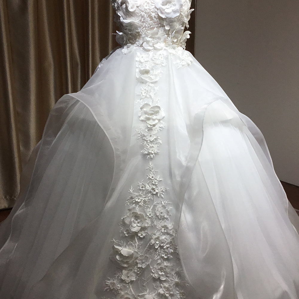 Cap Sleeve Jewel Neck Ball Gown Wedding Dress with Floral Appliques