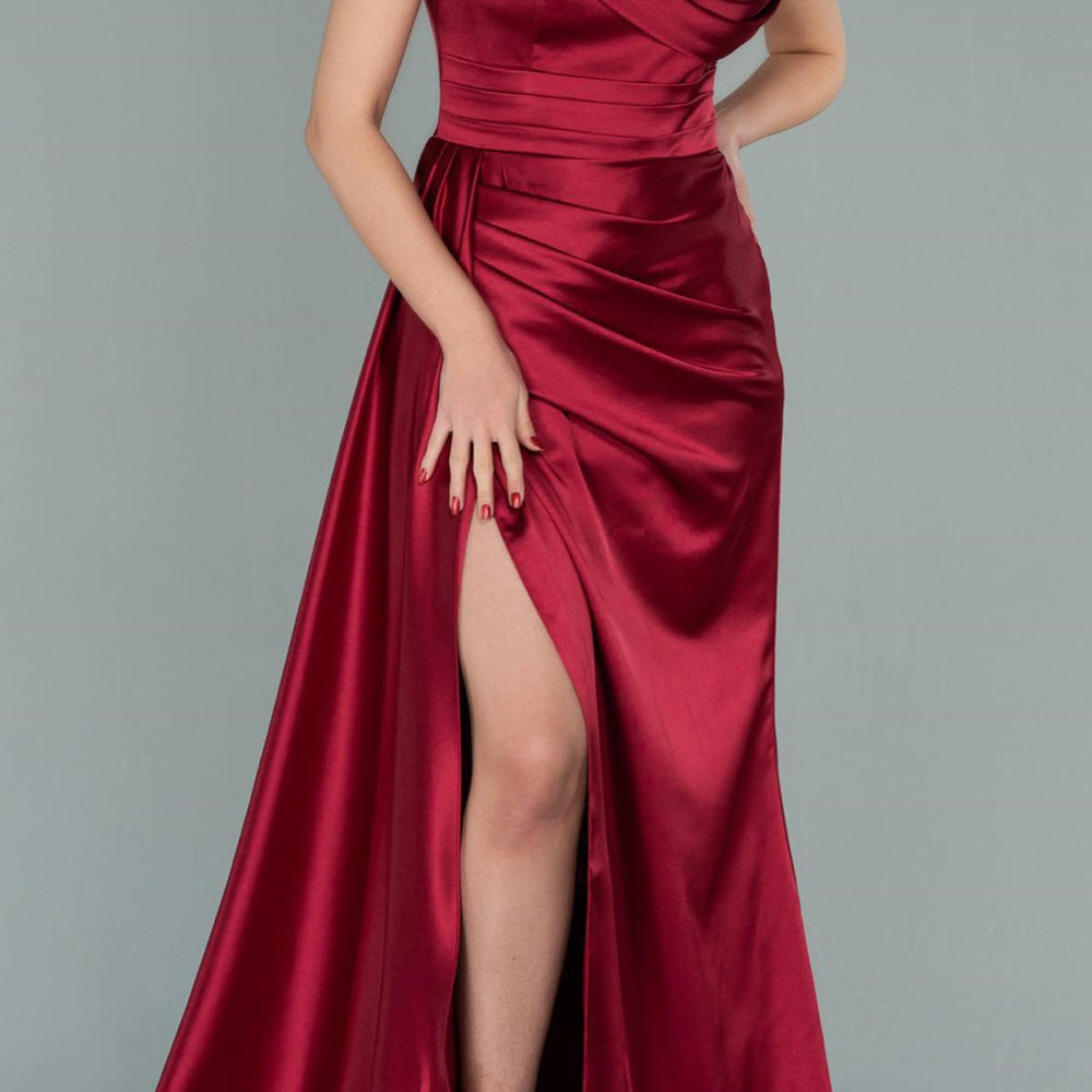 Burgundy Elegant One-Shoulder V-Neck Mermaid Prom Dress with Split and Sequins