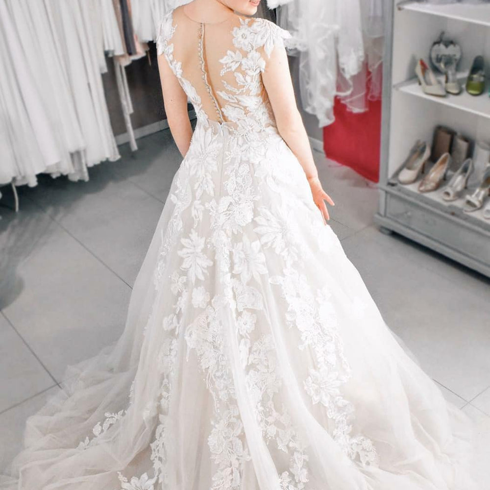 
                      
                        Long Mermaid Wedding Dress With Tulle Lace
                      
                    