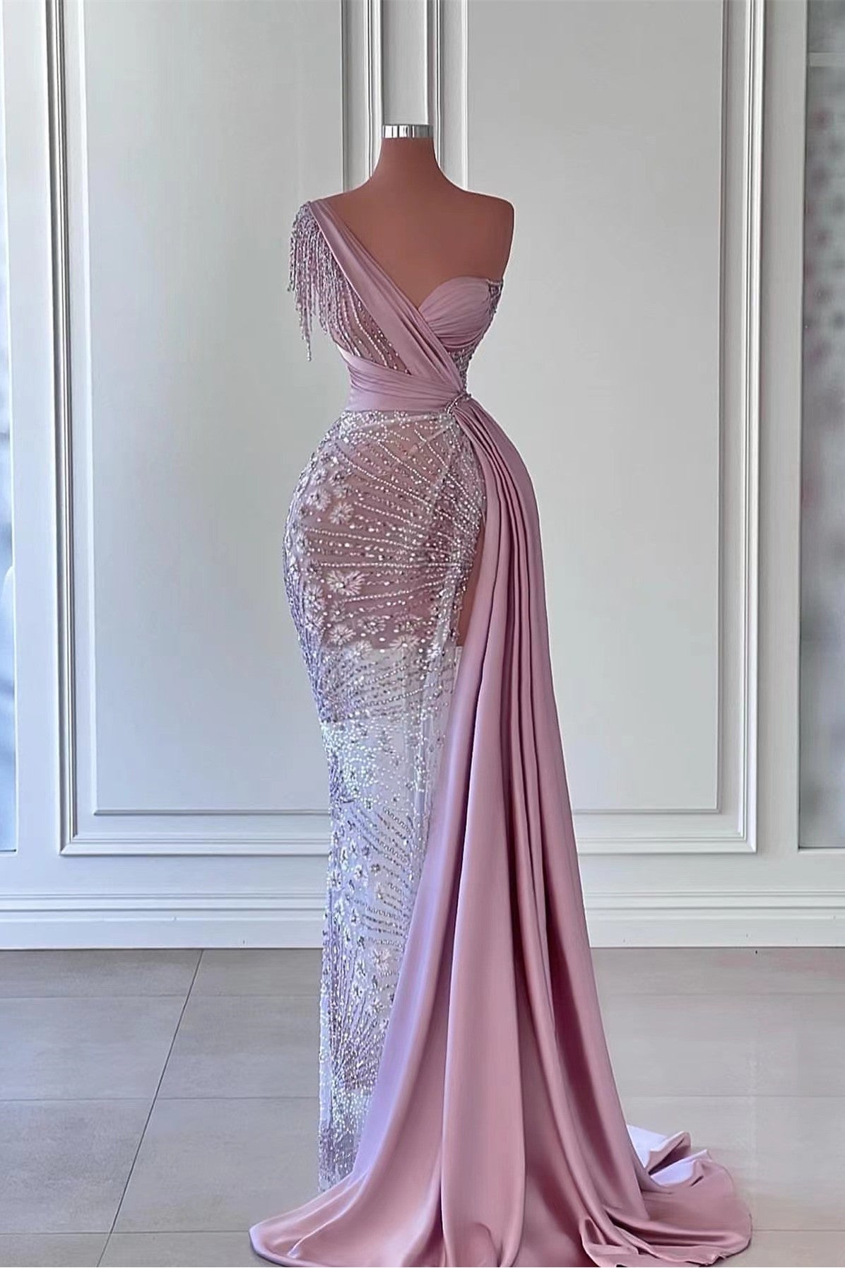 Gorgeous One Shoulder Mermaid Prom Dress with Split Beadings