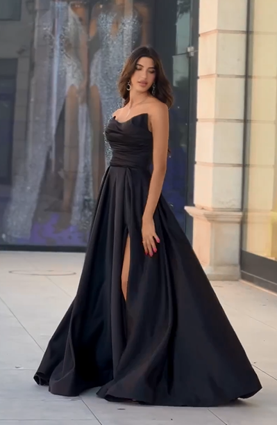 
                      
                        Beautiful Prom Dress Black Sleeveless Strapless Christmas Sale with Slit Gown
                      
                    