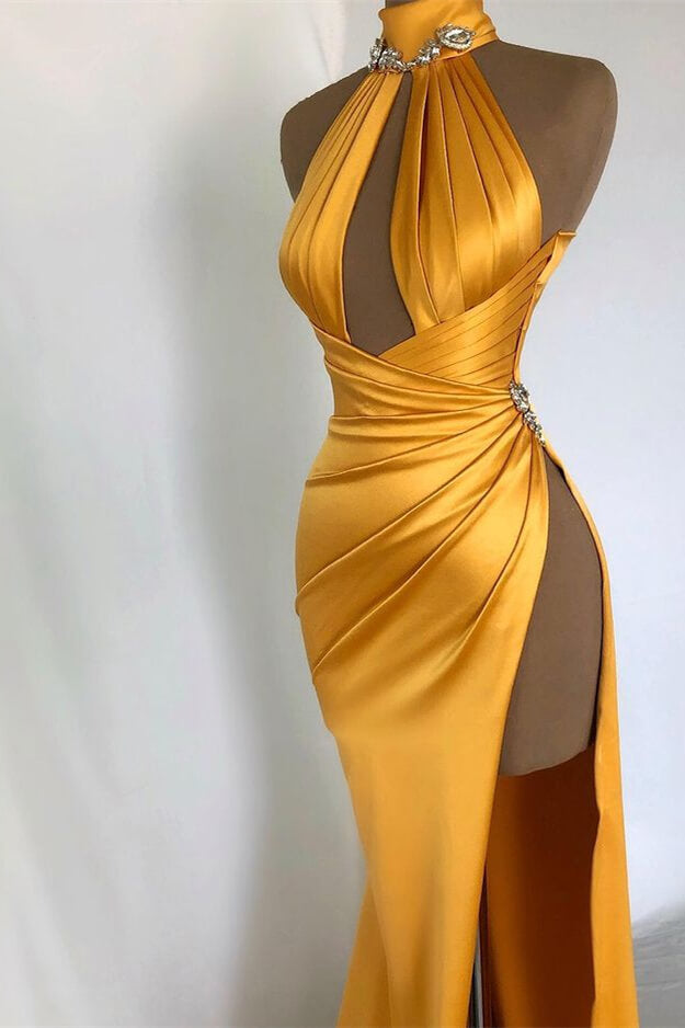 
                      
                        Elegant Sexy Champagne Gold Evening Dress with Off-the-Shoulder High Neck and Pleated Slit
                      
                    