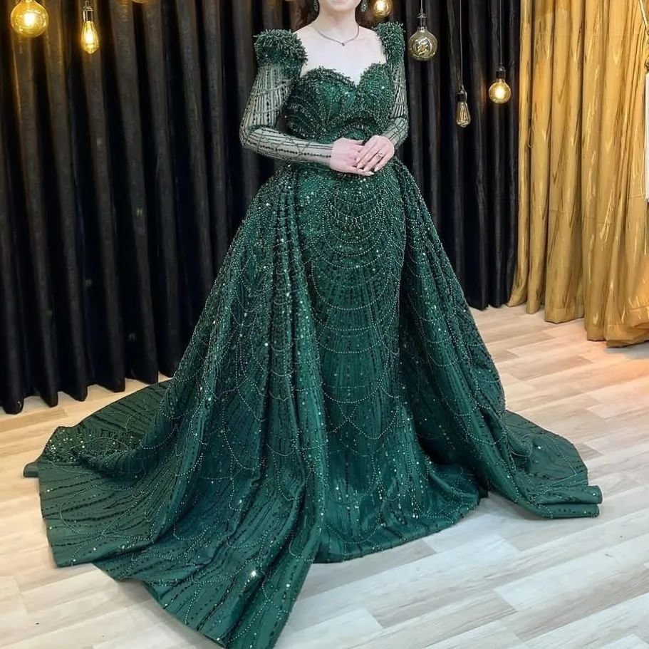 
                      
                        Elegant Green Applique Prom Dress, Long Sleeve Mermaid
                      
                    