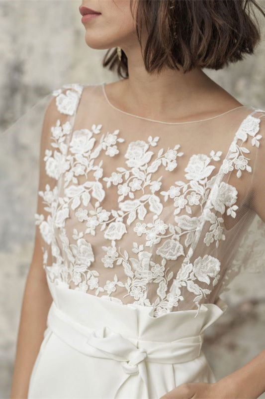 
                      
                        Bateau Neck Short Applique Wedding Dress with Belt and Pockets
                      
                    