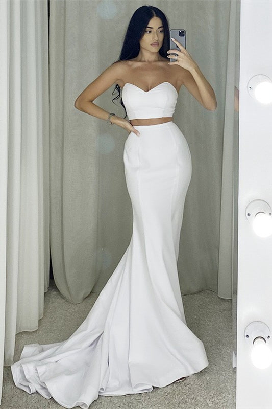 
                      
                        White Two-Piece Mermaid Prom Dress
                      
                    