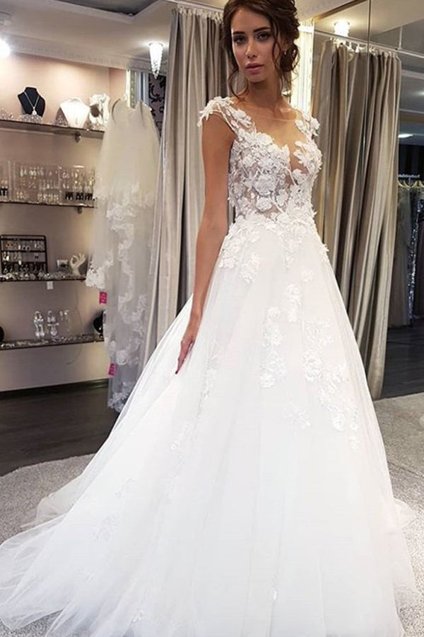 
                      
                        Graceful White Lace Long Wedding Dress with Appliques
                      
                    