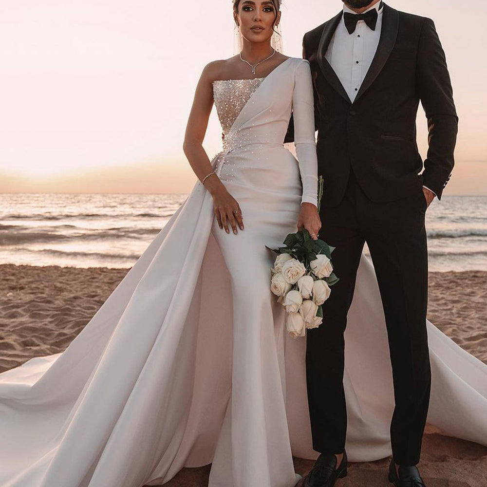 
                      
                        Charming One-Shoulder Long Sleeve A-Line Wedding Dress with Sequins
                      
                    