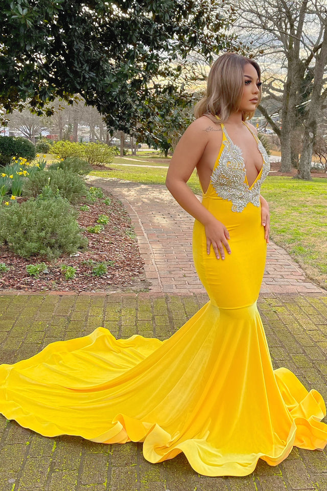 Yellow Halter V-Neck Mermaid Prom Dress with Applique