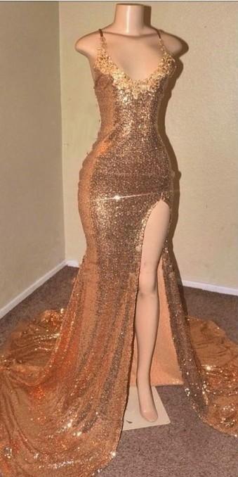 
                      
                        Sequins Mermaid V-Neck Prom Dress
                      
                    