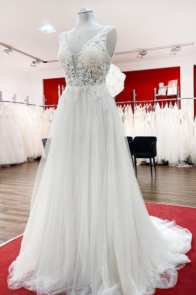 
                      
                        Modest Long A-Line V-Neck Tulle Ruffle Backless Wedding Dress with Lace
                      
                    