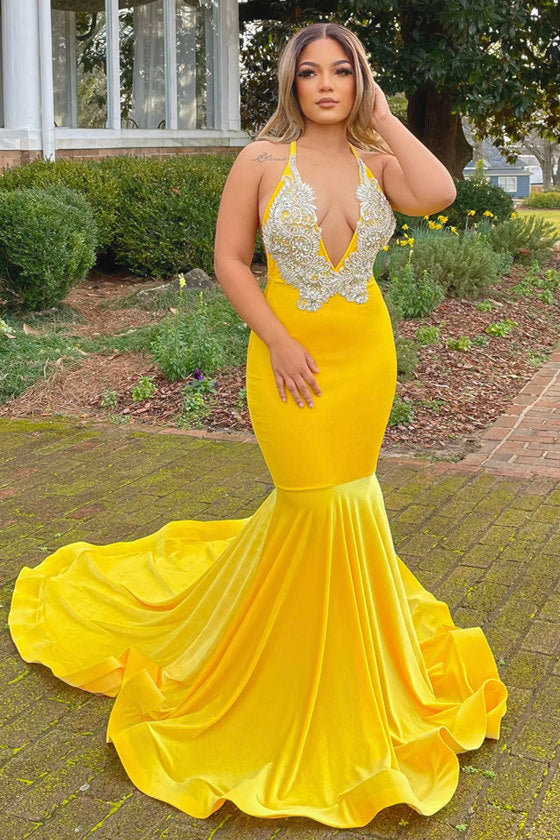 
                      
                        Yellow Halter V-Neck Mermaid Prom Dress with Applique
                      
                    