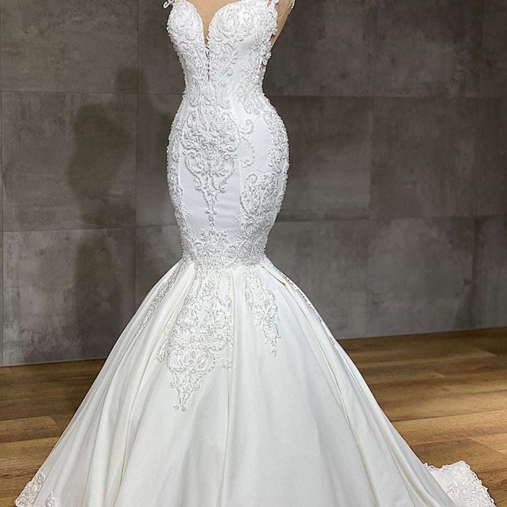 Lace Sweetheart V-Neck Sleeveless Mermaid Wedding Dress with Appliques