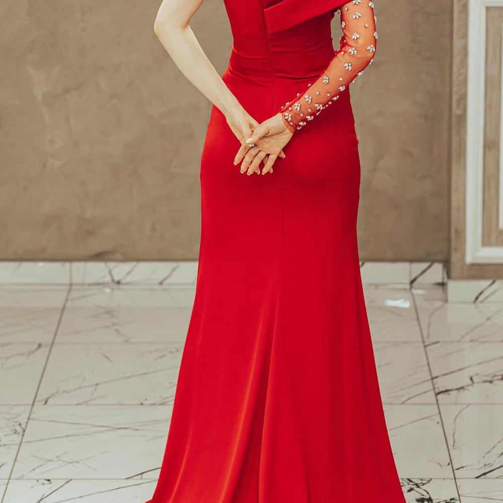 
                      
                        Red Long Sleeve One-Shoulder Mermaid Prom Dress with Split and Beading
                      
                    