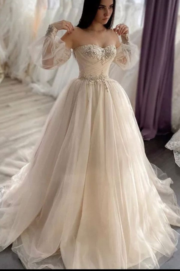 Long Sleeve Sweetheart Backless Wedding Dress With Appliques Lace A-Line