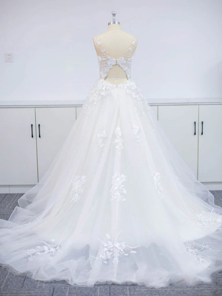 
                      
                        A-line  Ivory Tulle Lace Appliqued Wedding Dress
                      
                    