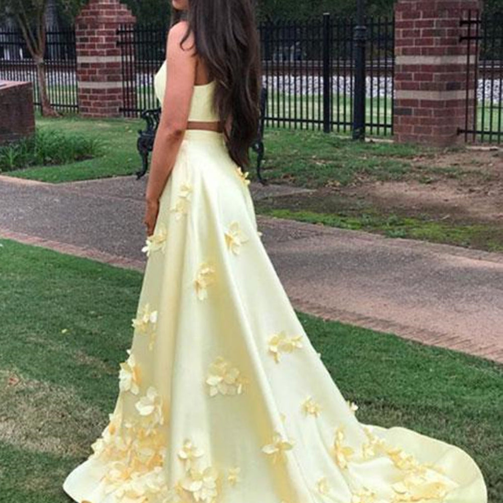 
                      
                        A Line Round Neck Yellow Floral Long Prom Dresses, 3D Flowers Yellow Formal Evening Dresses
                      
                    