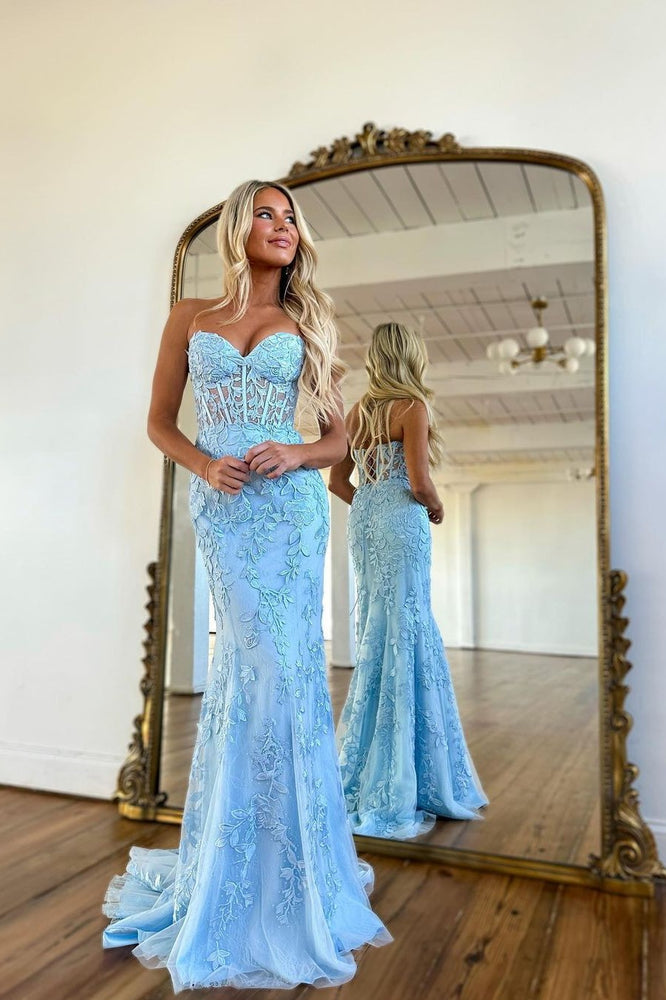 
                      
                        Baby Blue Prom Dress Ball Gown with Mermaid Appliques
                      
                    