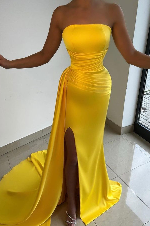 Light Yellow Strapless Sleeveless Prom Dress with Pleated Split