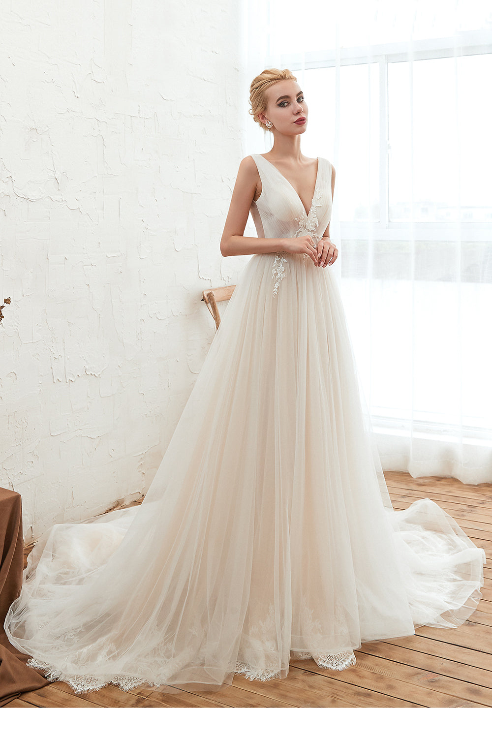 Romantic Wide Strap Deep V-Neck Floor-Length A-Line Wedding Dress with Tulle