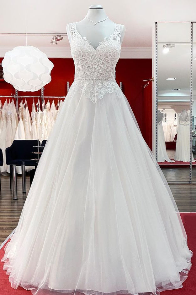 Elegant Sweetheart Long A-Line Tulle Wedding Dress with Ruffles