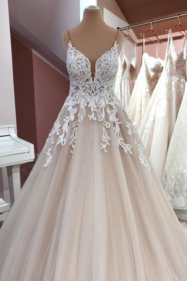 Vintage A-Line V-Neck Spaghetti Strap Backless Wedding Dress with Lace Appliques and Tulle