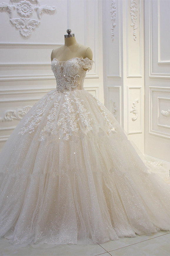 
                      
                        Off-the-Shoulder Sweetheart Ball Gown Wedding Dress with Sequin Lace Appliques
                      
                    