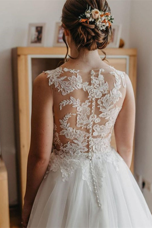 
                      
                        Bateau Neck Sleeveless A-Line Tulle Wedding Dress with Lace
                      
                    