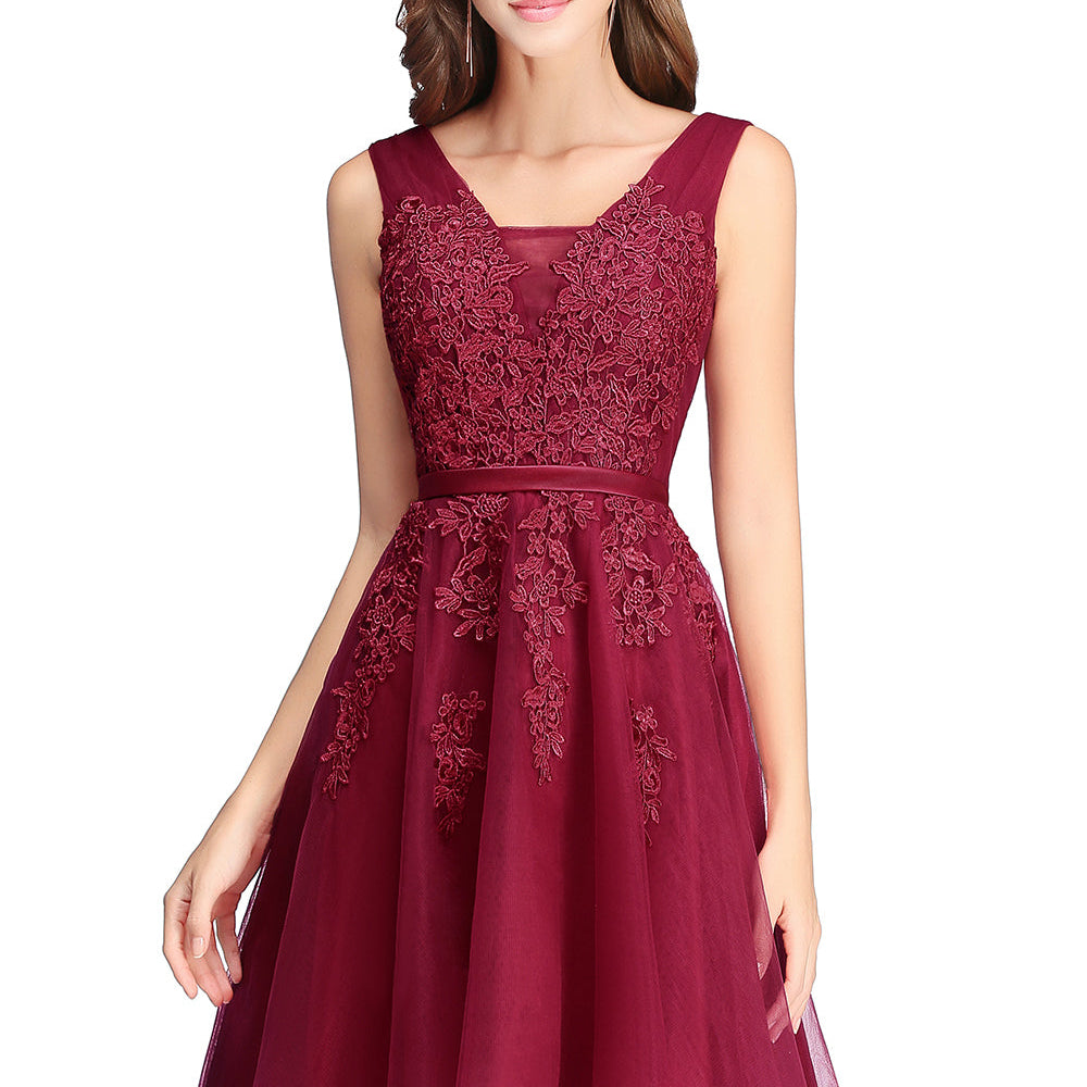 
                      
                        Beautiful Sleeveless lace-up Short homecoming Dress Tulle Lace Appliques
                      
                    