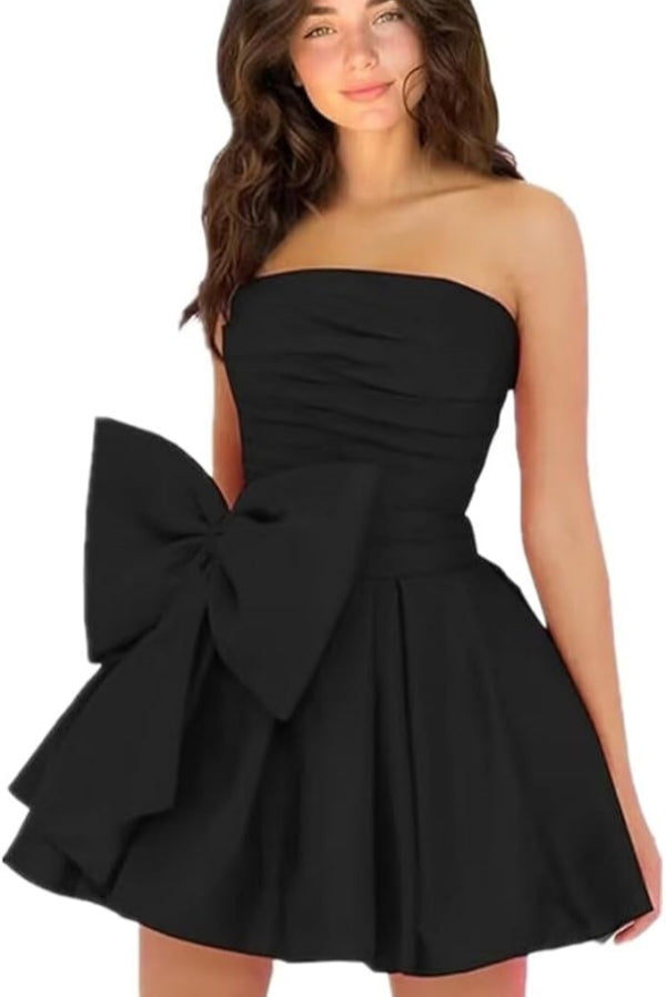 
                      
                        Sleeveless Ruched Short Homecoming Dresses Simple Mini Party Wear Dress with Bow
                      
                    