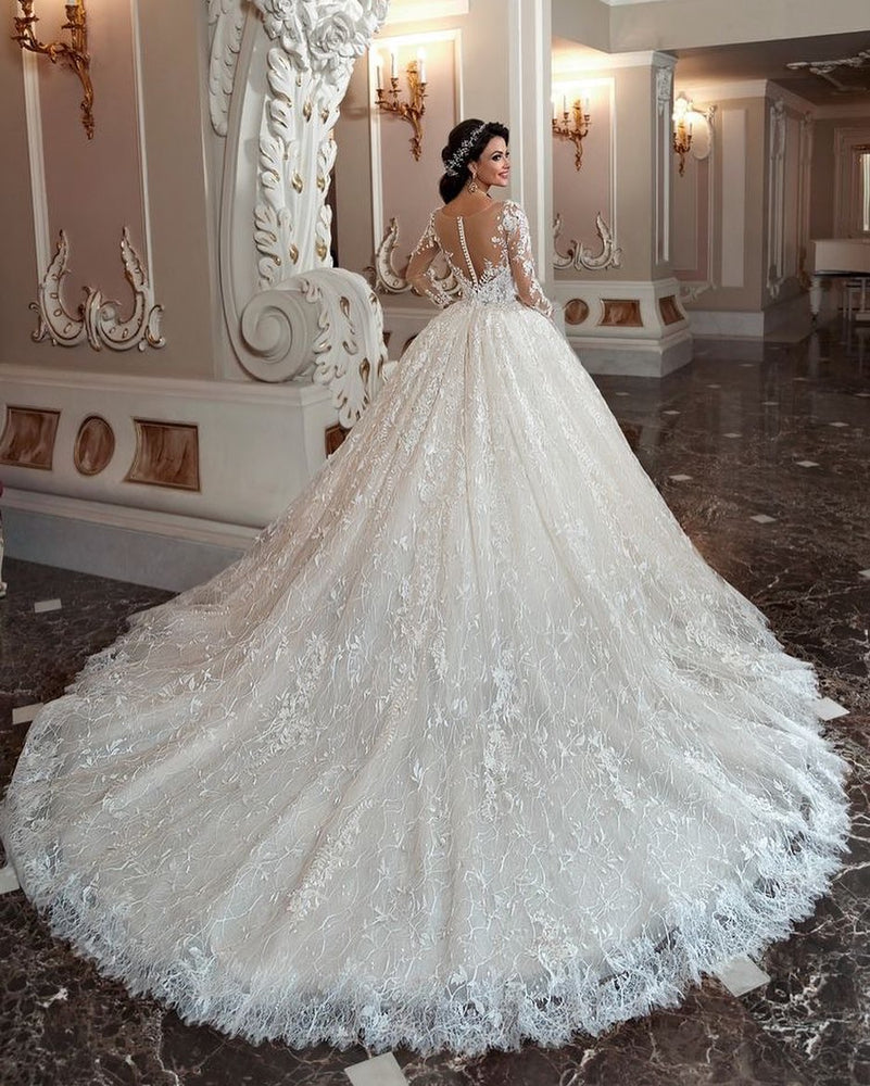 
                      
                        Attractive Long Sleeve Bateau Beaded Train Wedding Dress with A-Line Lace Appliques
                      
                    