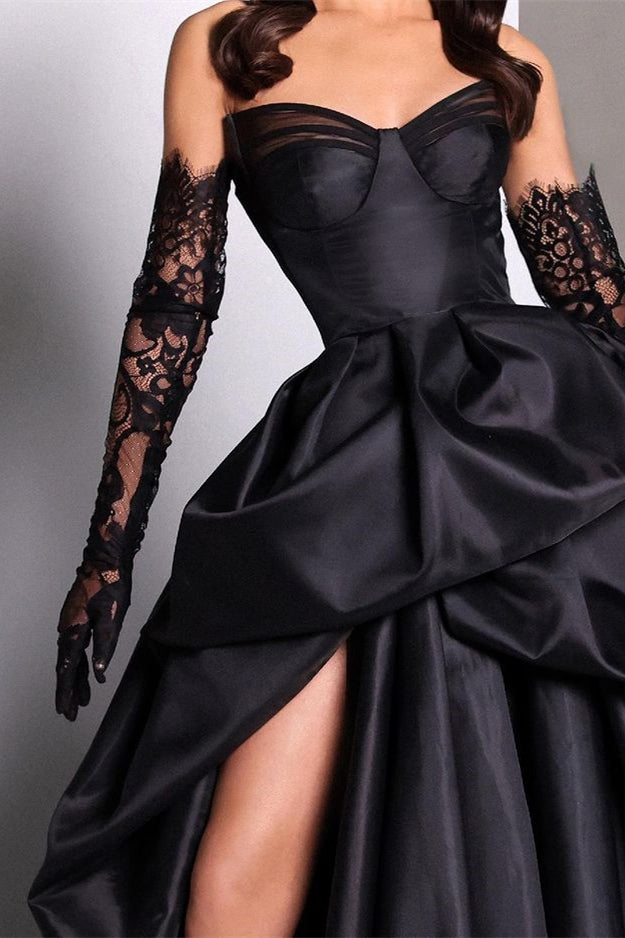 
                      
                        Black Sweetheart Taffeta Slit Prom Dress with Long Lace Gloves
                      
                    