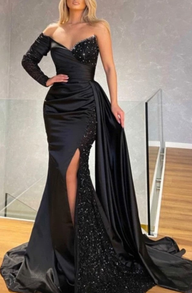 Black One-Shoulder Long Sleeve Mermaid Prom Dress with Sequins and Split