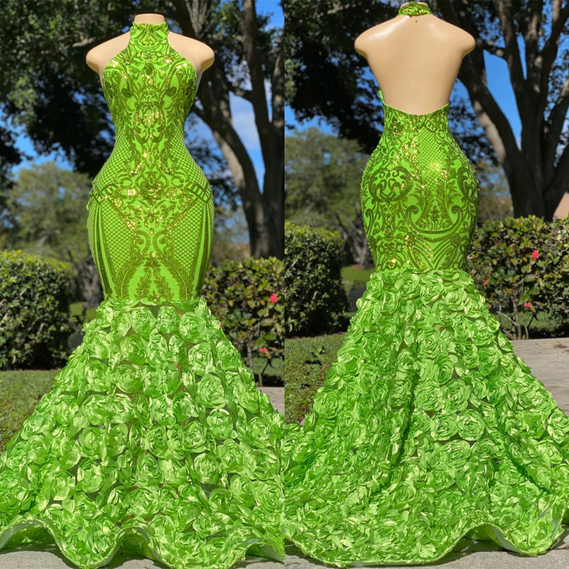 
                      
                        Green Halter Open-Back Sleeveless Mermaid Prom Dress with Flower Appliqu¨¦s
                      
                    