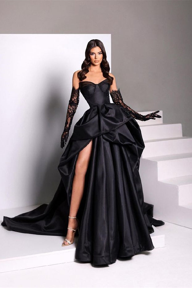 
                      
                        Black Sweetheart Taffeta Slit Prom Dress with Long Lace Gloves
                      
                    