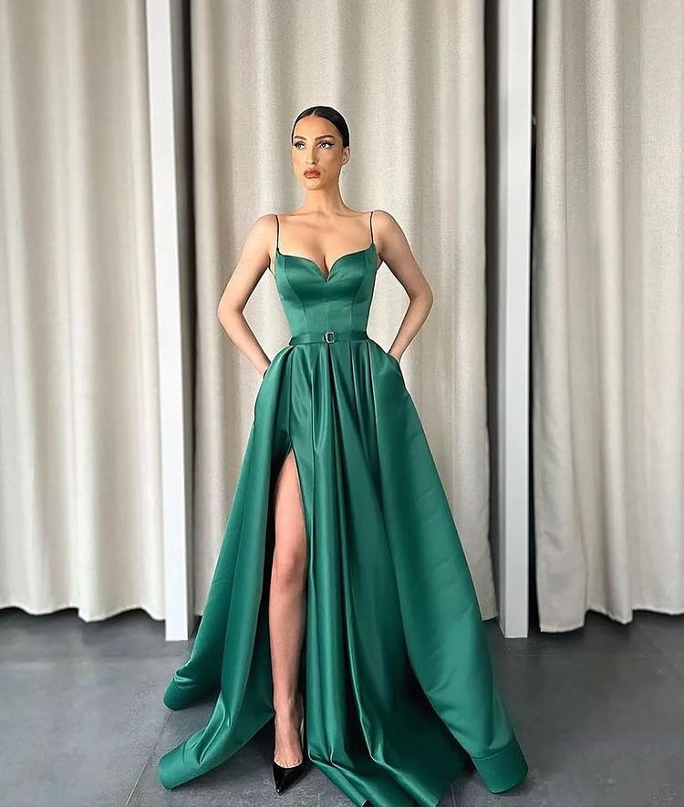 
                      
                        663. Dark Green Spaghetti-Straps V-Neck Long A-Line Prom Dress with Split
                      
                    