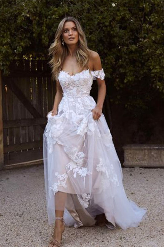 
                      
                        Off-the-Shoulder Tulle A-Line Wedding Dress with Lace Appliques
                      
                    