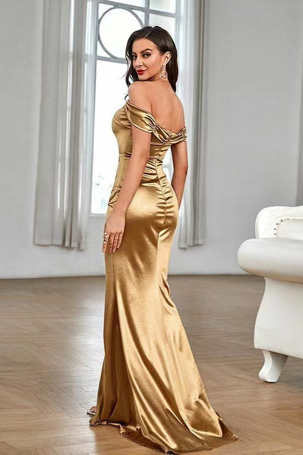 
                      
                        Elegant Off-the-Shoulder Pleated Mermaid Prom Dress with Split
                      
                    