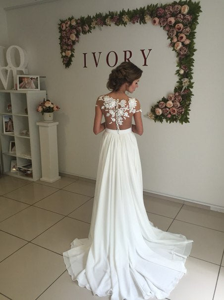 
                      
                        Elegant Lace Appliques Wedding Dress Long Chiffon Split
                      
                    