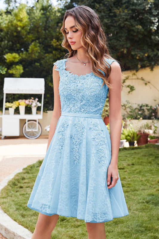 
                      
                        Elegant Scoop Neck Tulle Lace Short Homecoming Dress Sleeveless Appliques Mini Party Dress - Prom Dresses
                      
                    