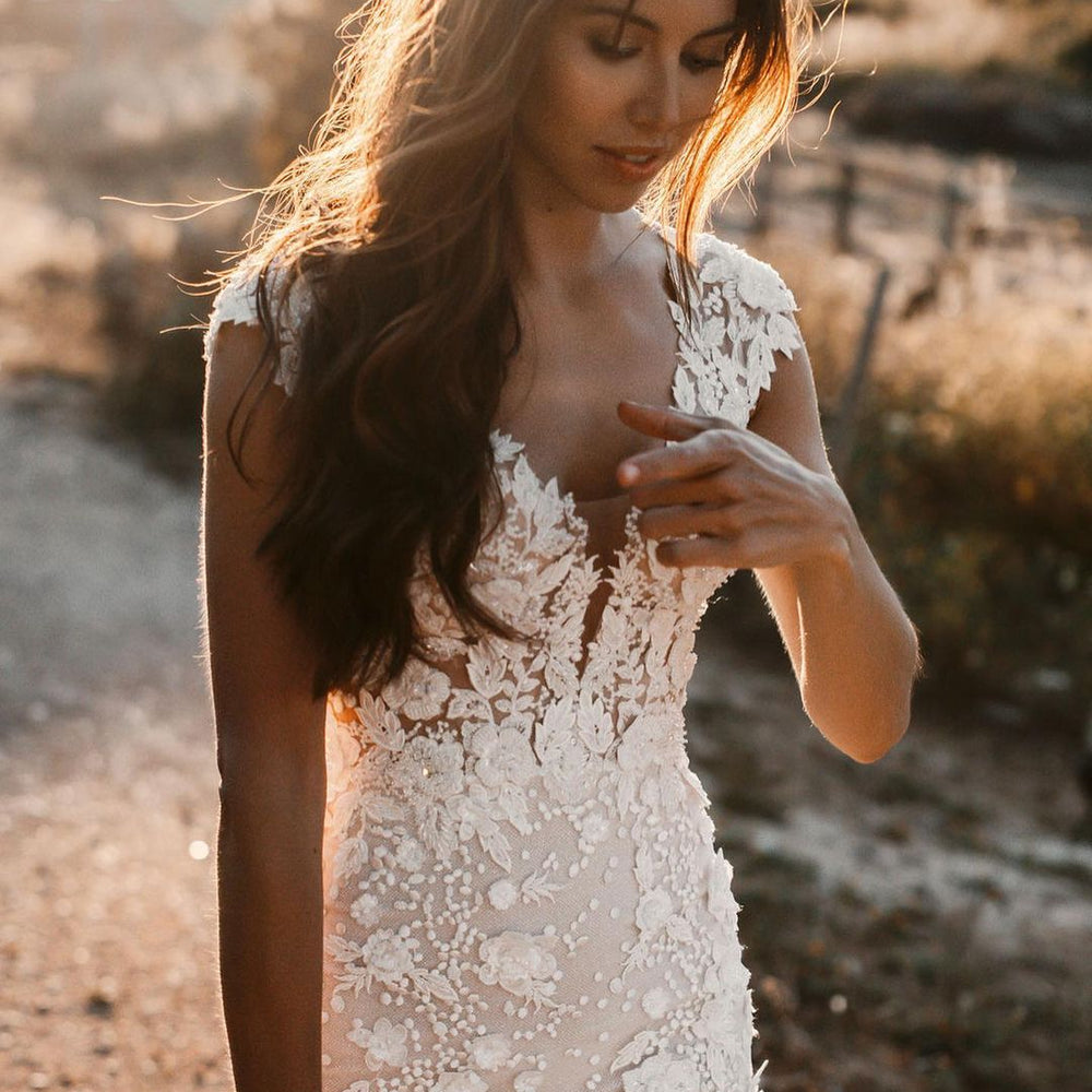 
                      
                        Sweetheart Backless Long Mermaid Wedding Dress with Tulle Lace
                      
                    