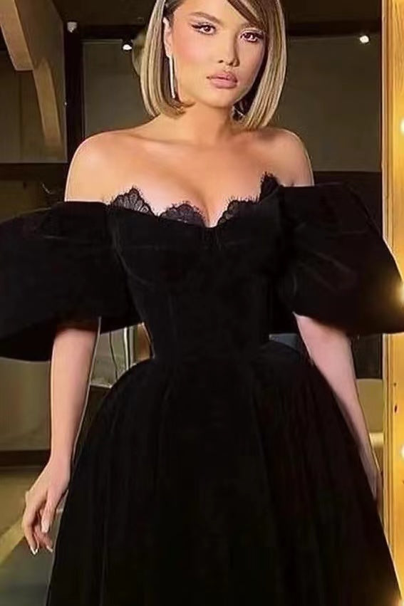 
                      
                        Black Off-The-Shoulder Bubble Sleeves Lace Prom Dress
                      
                    